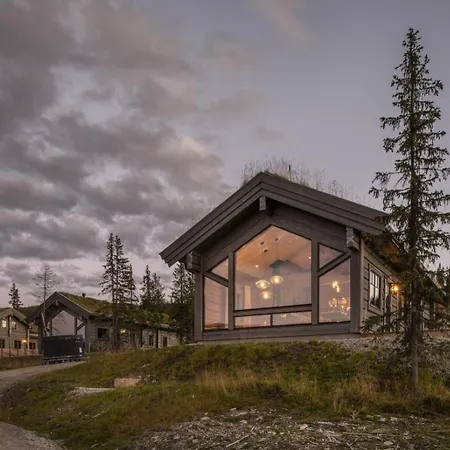 Chalet Skjonnhet - Luxury Ski-in & Ski-out *